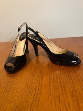 Cole Haan Black Patent Peep-Toe Slingback Heels Nike Air Sz 7B